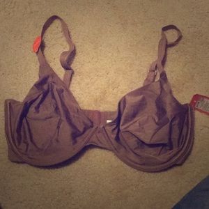 NWT beige bra - size 38DD